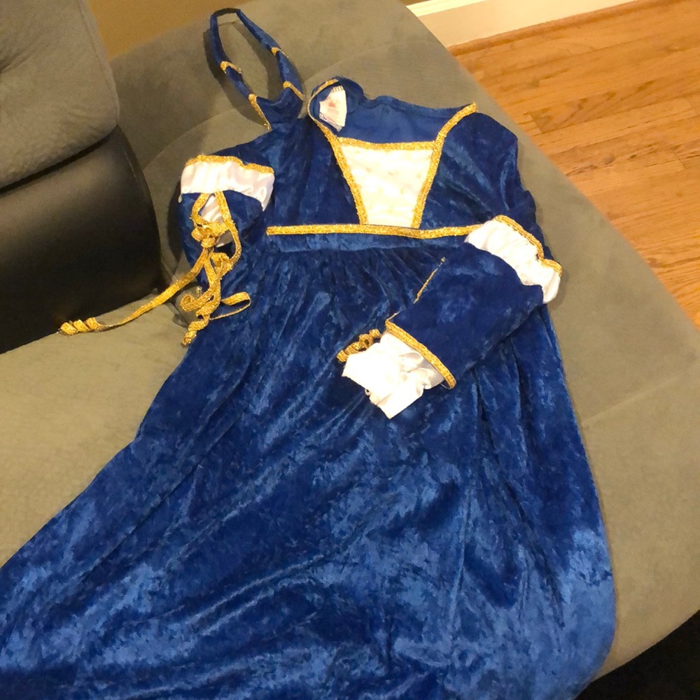 Juliet Costume with matching headpiece